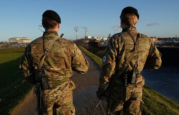 Avrupa'dan Grönland çıkarması! Gönderilen asker sayısı alay konusu oldu